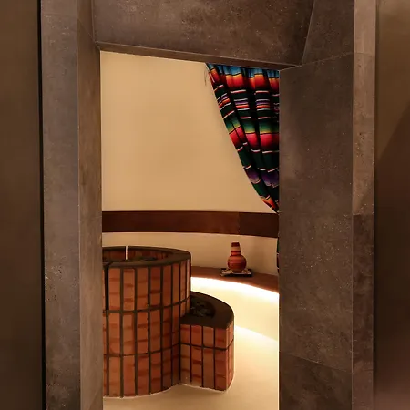 Claris & Gl, A Small Luxury Of The World 5* Barcelona