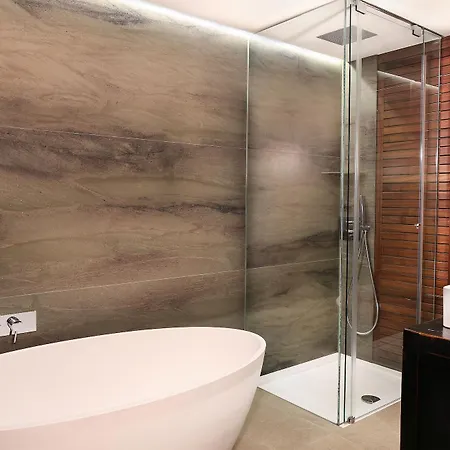 Hotel Claris & Gl, A Small Luxury Of The World Barcelona