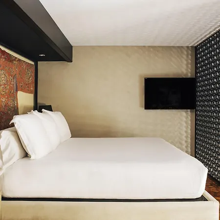 Claris & Gl, A Small Luxury Of The World Barcelona