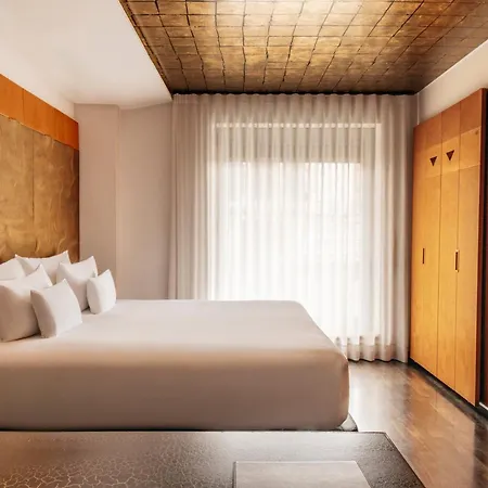 Claris & Gl, A Small Luxury Of The World Barcelona