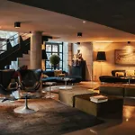 Claris & Gl, A Small Luxury Of The World Hotel