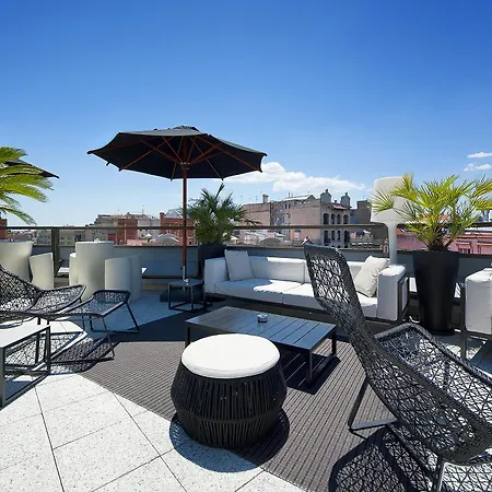 Hotel Claris & Gl, A Small Luxury Of The World