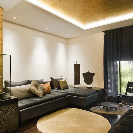 Claris & Gl, A Small Luxury Of The World