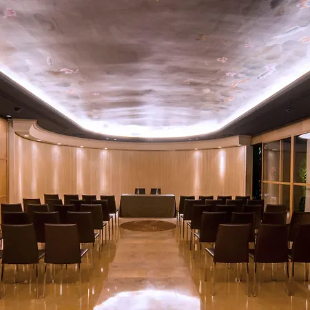 Claris & Gl, A Small Luxury Of The World Hotel Barcelona