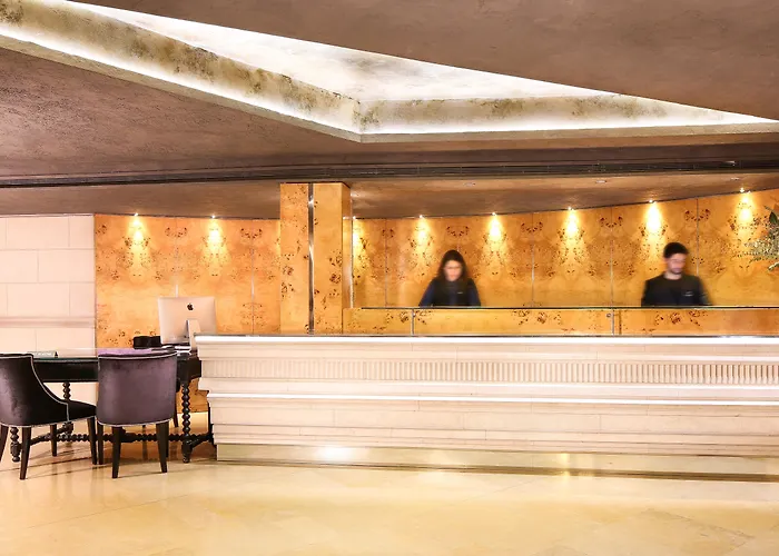 Hotell Claris & Gl, A Small Luxury Of The World 5*