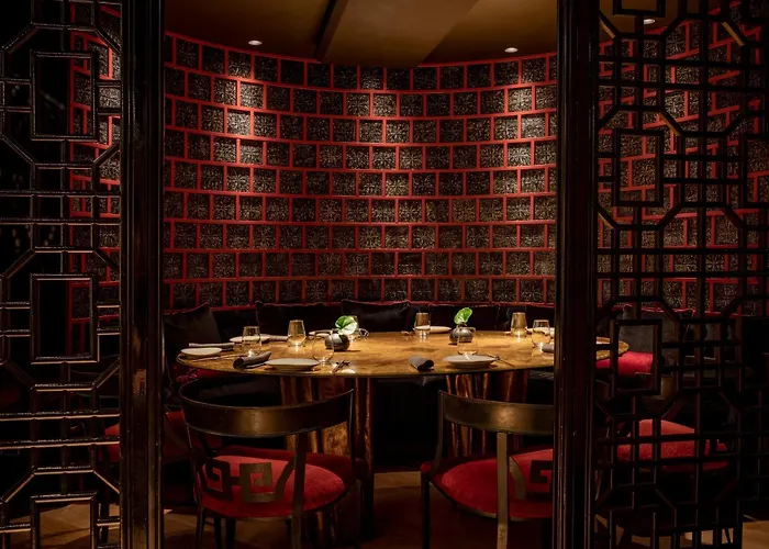 Claris & Gl, A Small Luxury Of The World