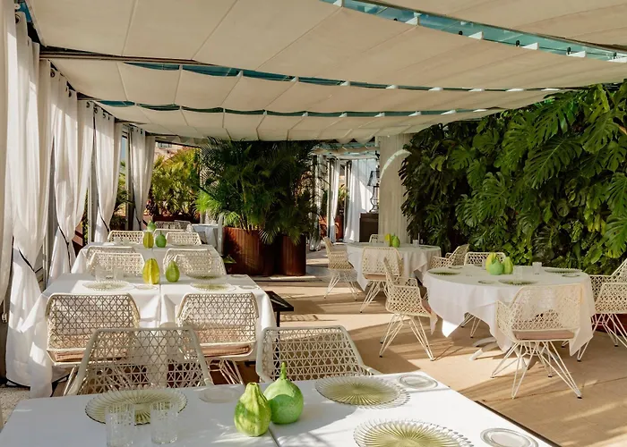 Claris & Gl, A Small Luxury Of The World Hotell Barcelona