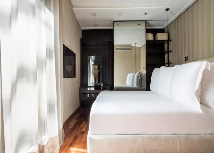 Claris & Gl, A Small Luxury Of The World Hotell 5*