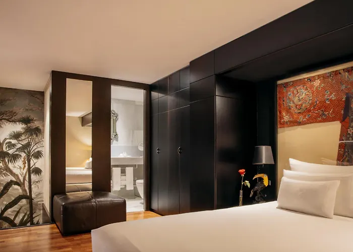 Claris & Gl, A Small Luxury Of The World Barcelona