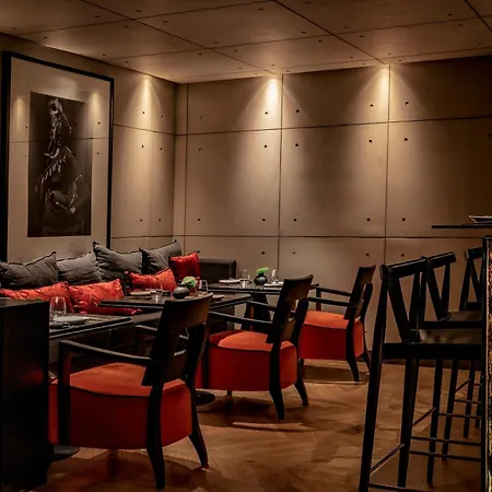 Claris & Gl, A Small Luxury Of The World 5* Barcelona